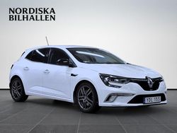 Vit Begagnad 2016 Renault Mégane GT Line Bose Edition Halvkombi | 159 795 kr (Marknadspris)