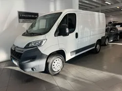 Vit Begagnad 2017 Citroën Jumper Minibuss | 139 900 kr (Marknadspris)