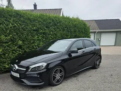 Svart Begagnad 2018 Mercedes A180 Style Halvkombi | 163 000 kr (Marknadspris)