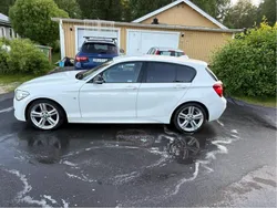 Vit Begagnad 2015 BMW 116 M Sport Halvkombi | 115 000 kr (Marknadspris)
