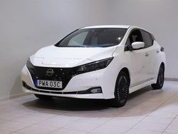 Vit Begagnad 2022 Nissan Leaf N-Connecta Halvkombi | 179 900 kr (Marknadspris)