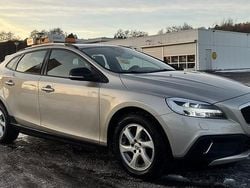 Begagnad 2018 Volvo V40 CC Kombi | 174 800 kr (Bra pris)