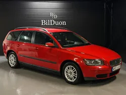 Röd Begagnad 2004 Volvo V50 Kombi | 49 900 kr (Marknadspris)