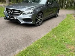 Grå Begagnad 2016 Mercedes E220 AMG Sedan | 205 000 kr (Bra pris)