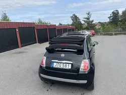 Svart Begagnad 2016 Fiat 500 Cab | 77 000 kr (Marknadspris)