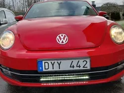 Röd Begagnad 2013 VW Beetle Halvkombi | 69 900 kr (Marknadspris)