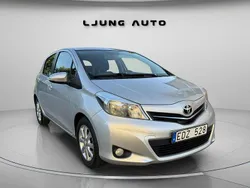 Silver Begagnad 2012 Toyota Yaris Multidrive S Halvkombi | 89 900 kr (Lite dyr)