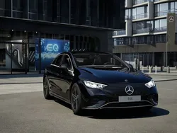 Ny 2024 Mercedes EQE350 Edition Sedan | 739 000 kr (Bra pris)