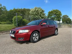 Röd Begagnad 2011 Volvo V50 Momentum Kombi | 45 000 kr (Bra pris)