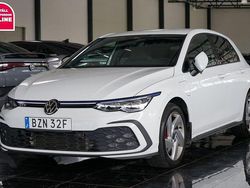 Vit Begagnad 2021 VW Golf VIII GTE Halvkombi | 287 500 kr (Marknadspris)