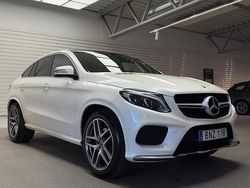 Vit (designo diamantvit) Begagnad 2019 Mercedes GLE350 AMG line Sportkupé | 409 000 kr (Bra pris)