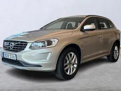 Ljusbrun (brun) Begagnad 2016 Volvo XC60 Momentum SUV | 224 800 kr (Marknadspris)