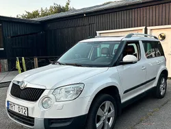Vit Begagnad 2011 Skoda Yeti Ambition SUV | 49 900 kr
