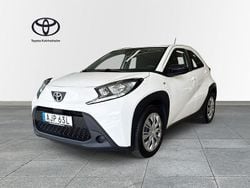 Vit Begagnad 2022 Toyota Aygo Halvkombi | 143 900 kr (Bra pris)