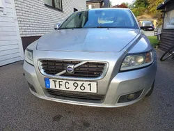 Silver Begagnad 2010 Volvo V50 Momentum Kombi | 19 500 kr (Bra pris)