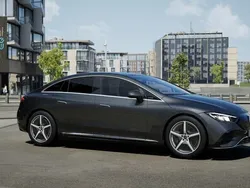 Ny 2025 Mercedes EQE350 Sedan | 746 850 kr (Superpris)