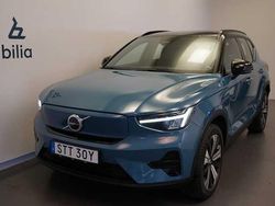 Blå Begagnad 2022 Volvo XC40 Core SUV | 329 500 kr