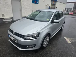 Grå Begagnad 2010 VW Polo Comfortline Halvkombi | 59 900 kr (Superpris)