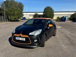 Svart Begagnad 2011 Citroën DS3 Halvkombi | 49 900 kr
