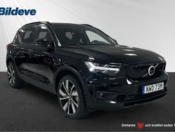 Svart Begagnad 2022 Volvo XC40 Pro SUV | 349 900 kr