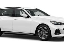 Vit Begagnad 2024 BMW 520 Comfort Edition Kombi | 609 900 kr (Lite dyr)