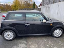 Svart Begagnad 2012 Mini ONE Salt Halvkombi | 68 000 kr