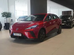 Röd Begagnad 2023 MG MG4 EV Halvkombi | 229 900 kr