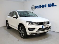 Vit Begagnad 2016 VW Touareg R-line SUV | 229 000 kr (Lite dyr)