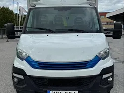 Vit Begagnad 2019 Iveco Daily | 120 000 kr
