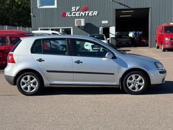 Silver Begagnad 2004 VW Golf IV Trendline Halvkombi | 39 700 kr (Marknadspris)