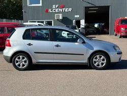 Silver Begagnad 2004 VW Golf IV Trendline Halvkombi | 42 900 kr (Marknadspris)