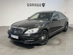 Svart Begagnad 2010 Mercedes S500L AMG Sedan | 319 900 kr
