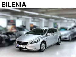 Silver Begagnad 2015 Volvo V40 Momentum Kombi | 119 900 kr (Marknadspris)