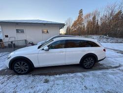 Vit Begagnad 2019 Mercedes E220 Avantgarde Kombi | 195 000 kr (Marknadspris)