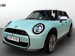 Grön Ny 2025 Mini Cooper S Halvkombi | 399 900 kr
