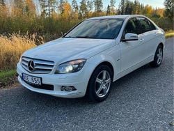 Vit Begagnad 2010 Mercedes C180 Sedan | 64 000 kr (Bra pris)