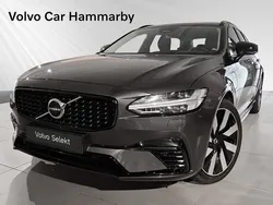 Grå Begagnad 2023 Volvo V90 Plus Kombi | 499 000 kr (Superpris)