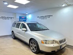 Ljusgrå Begagnad 2006 Volvo V70 Kombi | 49 900 kr (Lite dyr)