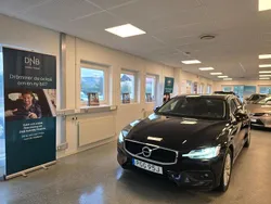 Svart Begagnad 2020 Volvo V60 Momentum Kombi | 219 900 kr (Bra pris)