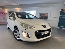 Vit Begagnad 2011 Peugeot 308 Halvkombi | 39 900 kr (Marknadspris)
