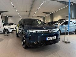 Grön (spektrum blue) Begagnad 2024 Opel Grandland Electric SUV | 655 900 kr