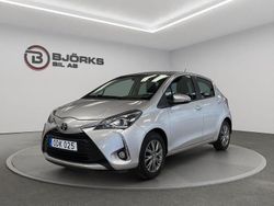 Silver Begagnad 2018 Toyota Yaris Active Halvkombi | 128 500 kr (Marknadspris)