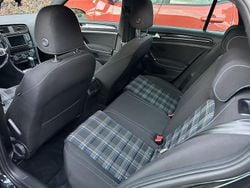 Svart Begagnad 2016 VW Golf VII GTE Halvkombi | 165 000 kr (Marknadspris)