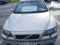 Begagnad 2004 Volvo S60 Business Edition Sedan | 18 000 kr (Bra pris)