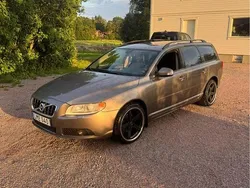 Grå Begagnad 2009 Volvo V70 Kombi | 50 000 kr