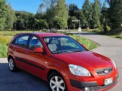 Röd Begagnad 2006 Kia Rio 4 Halvkombi | 23 900 kr (Lite dyr)