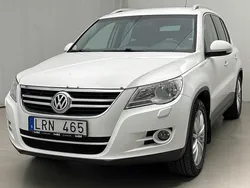 Vit Begagnad 2011 VW Tiguan Sportline SUV | 62 000 kr