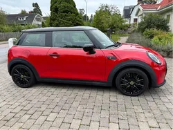 Begagnad 2022 Mini Cooper SE Comfort Halvkombi | 208 000 kr (Marknadspris)
