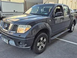 Grå Begagnad 2006 Nissan Navara Pickup | 39 900 kr (Marknadspris)