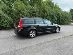 Svart Begagnad 2015 Volvo V70 Kombi | 68 800 kr (Marknadspris)